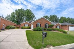 223 Pinnacle Drive photo 4