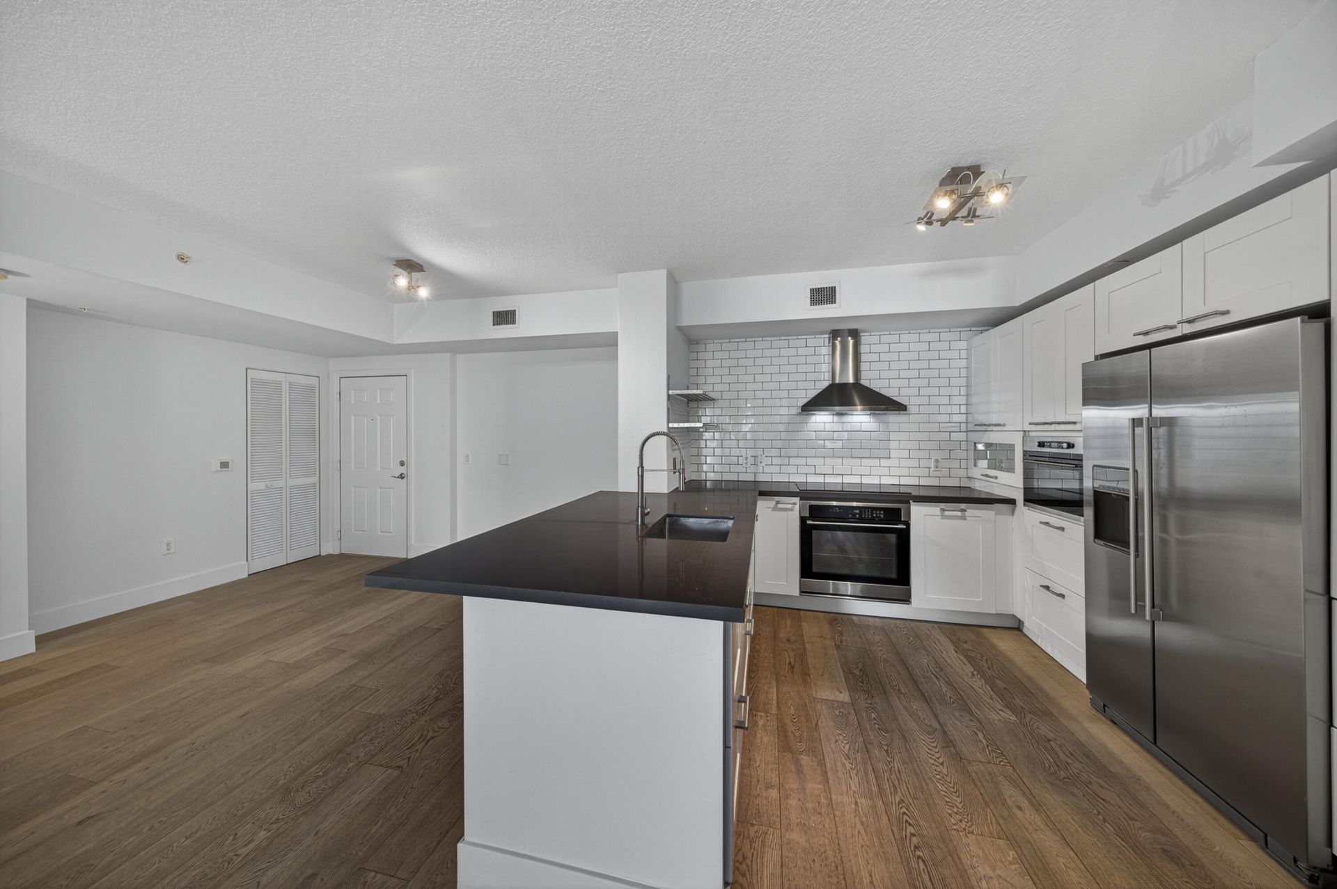 2421 NE 65th Street, Unit 209, Fort Lauderdale, FL 33308 Photo