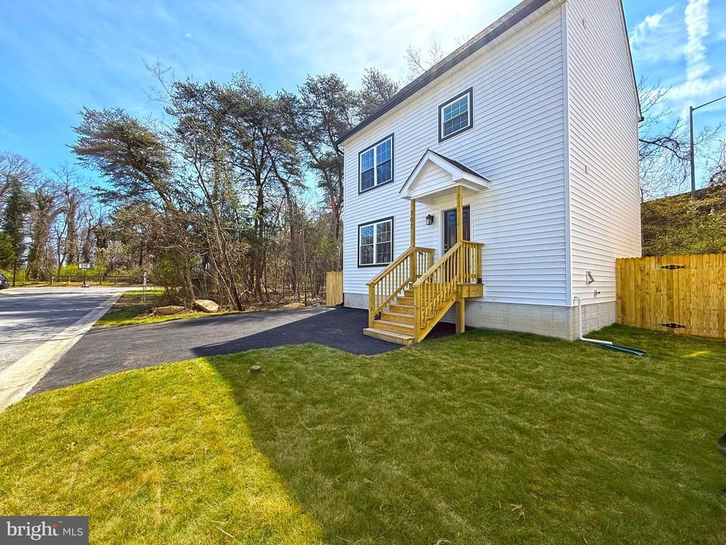 307 BROAD AVENUE , GLEN BURNIE, MD 21061