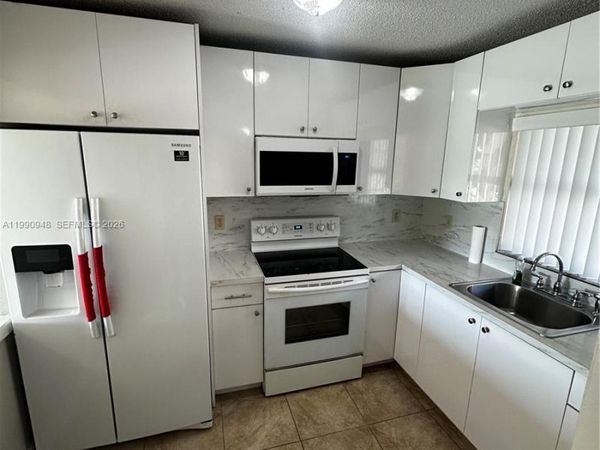 6565 W 26th Dr , Unit 103-34, Hialeah, FL 33016