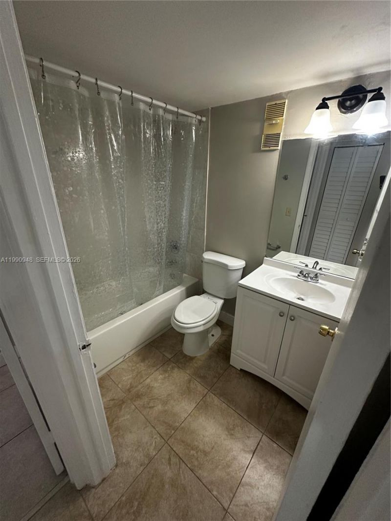6565 W 26th Dr , Unit 103-34, Hialeah, FL 33016 Photo