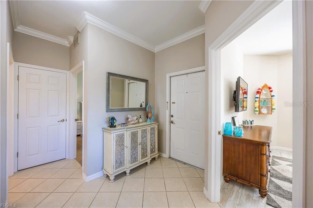 19400 Cromwell Court, Unit 201, Fort Myers, FL 33912 Photo