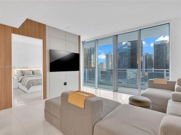 92 SW 3rd St , Unit 2802, Miami, FL 33130