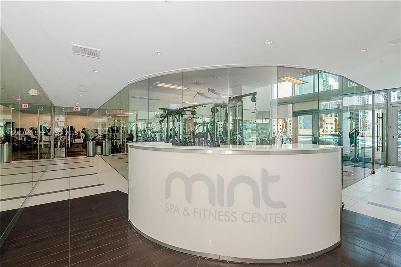 92 SW 3rd St , Unit 2802, Miami, FL 33130 Photo