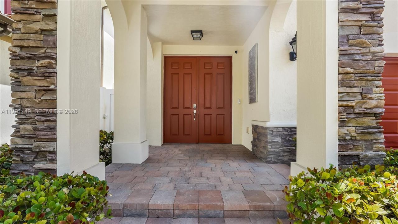 8841 W 34th Ct, Hialeah, FL 33018 Photo