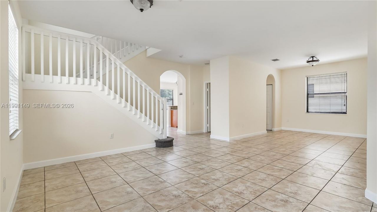 8841 W 34th Ct, Hialeah, FL 33018 Photo