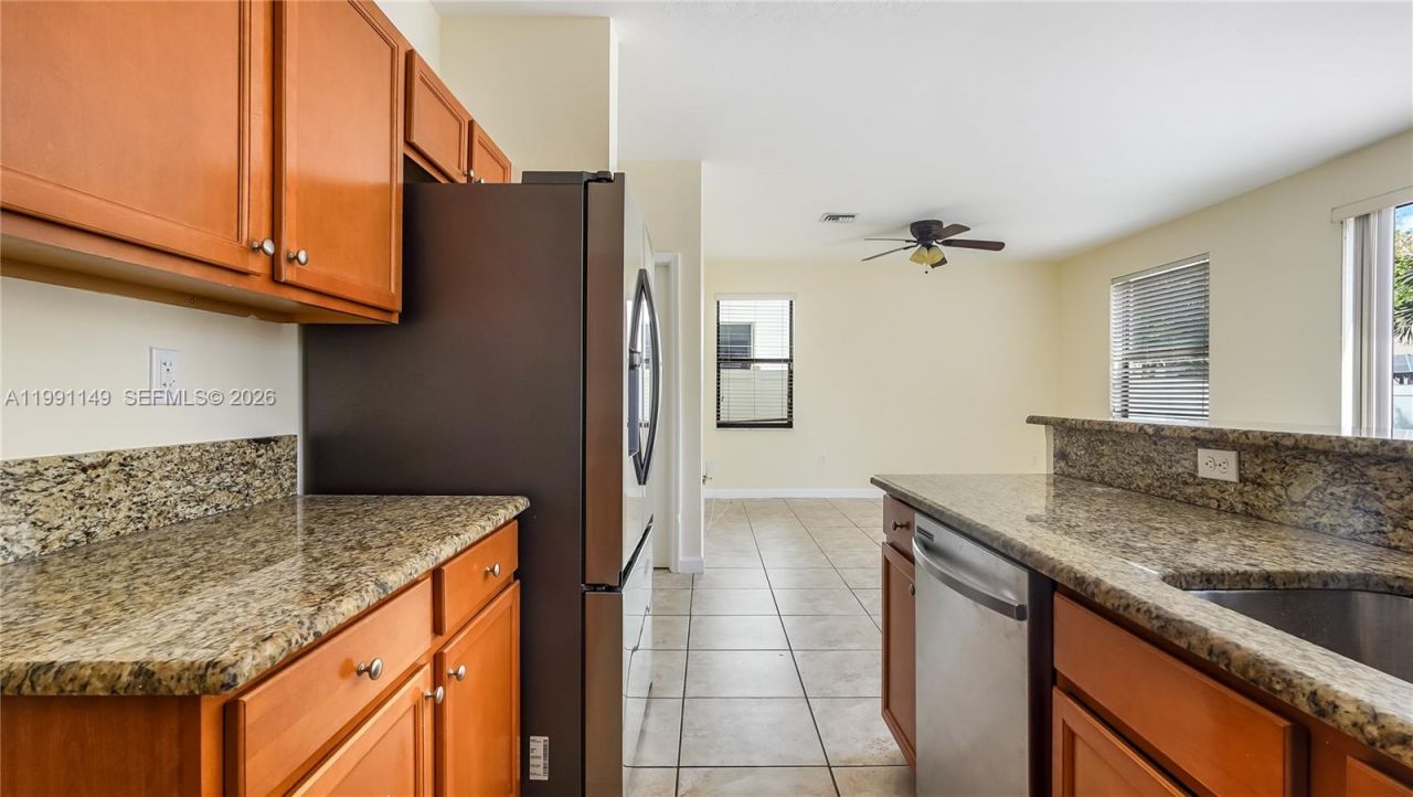 8841 W 34th Ct, Hialeah, FL 33018 Photo