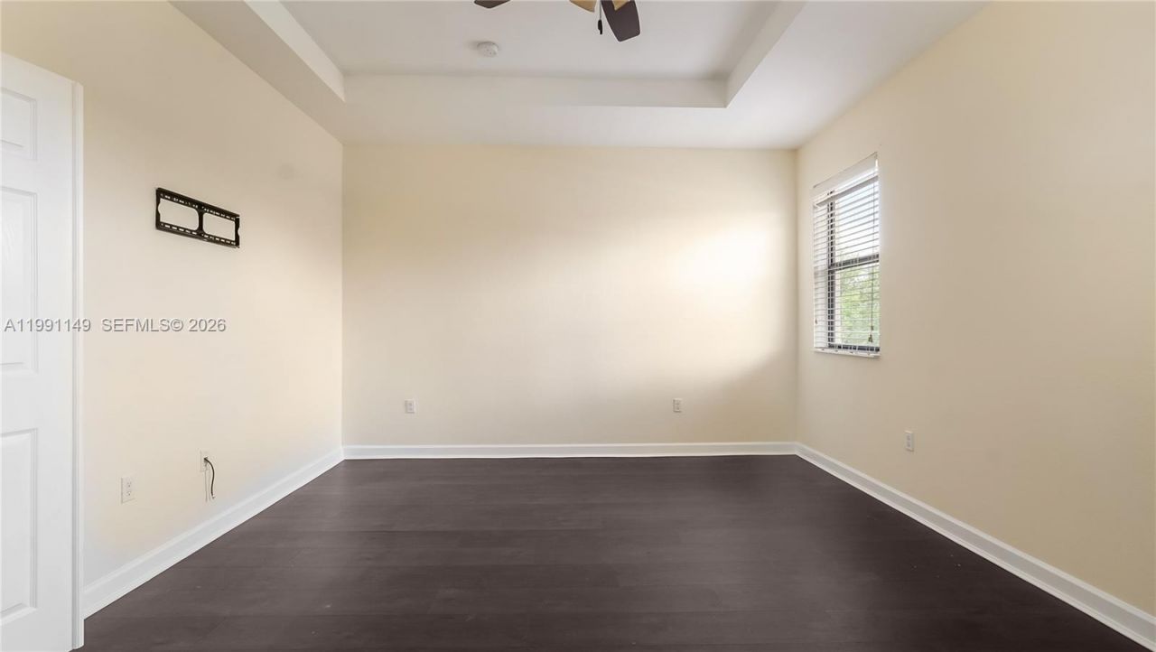 8841 W 34th Ct, Hialeah, FL 33018 Photo