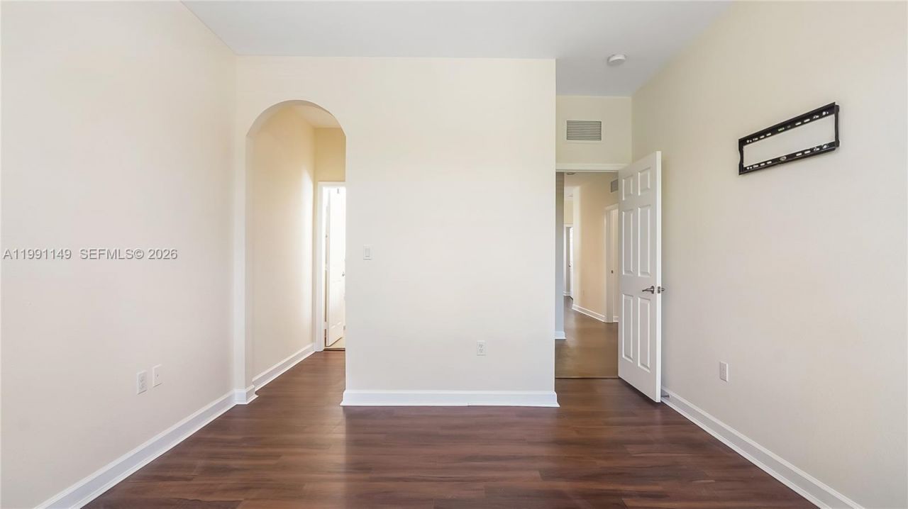 8841 W 34th Ct, Hialeah, FL 33018 Photo