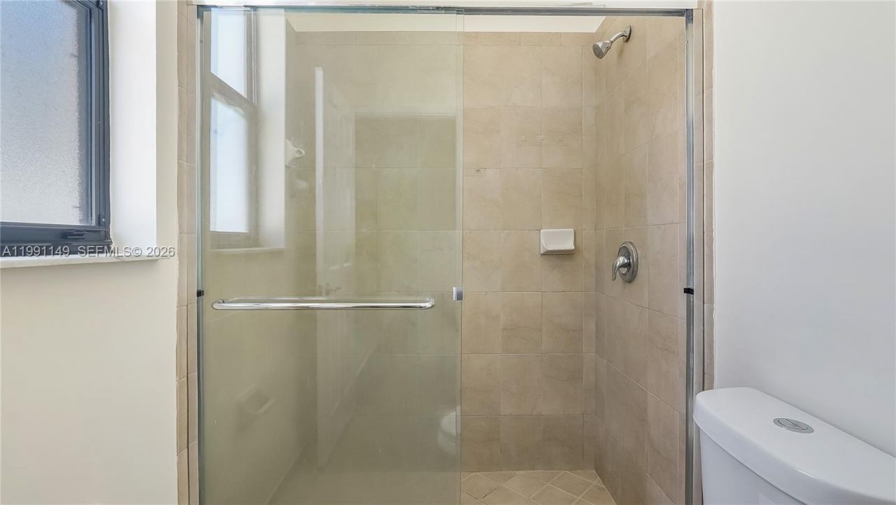 8841 W 34th Ct, Hialeah, FL 33018 Photo