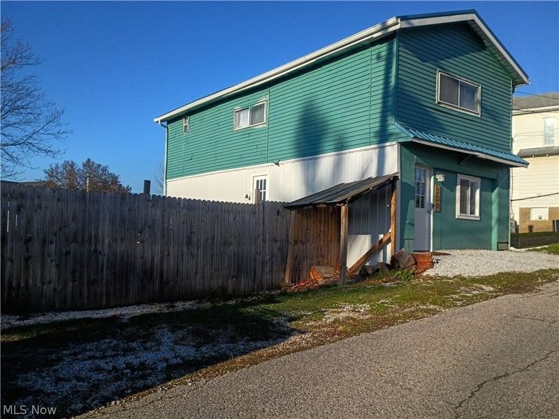 220 Market Street, Belmont, OH 43718 Photo 2