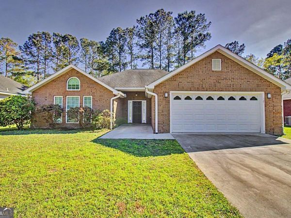 1271 Peacock Trail, Hinesville, GA 31313