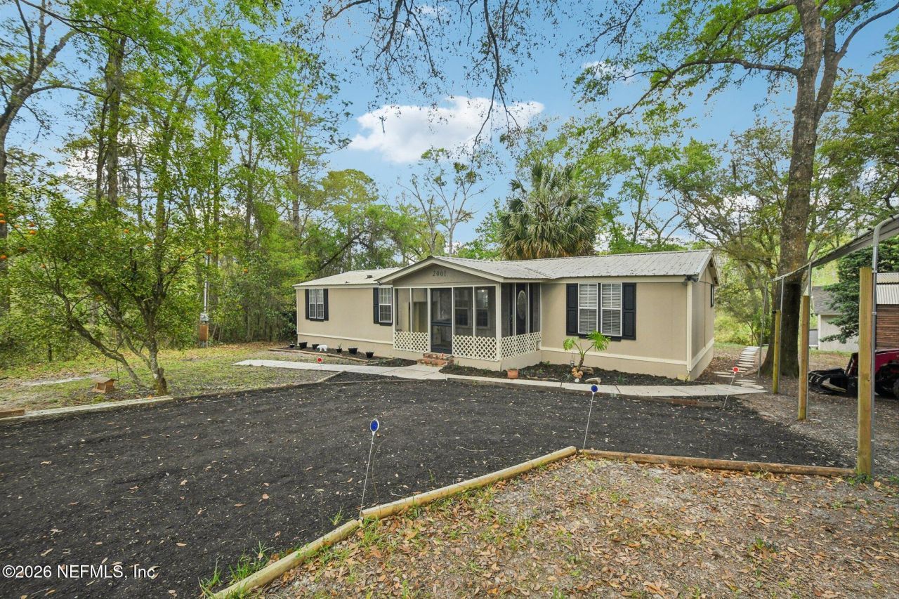 2001 Liberty Way, Middleburg, FL 32068 Main Photo