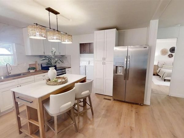 902 Pecos River Drive, Granbury, TX 76048