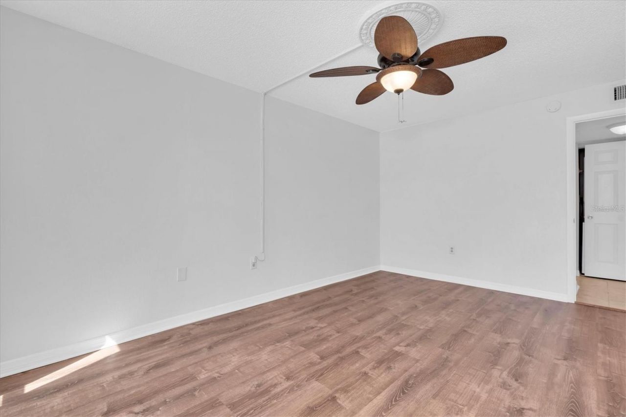 4902 38th Way S, Unit 109, Saint Petersburg, FL 33711 Photo