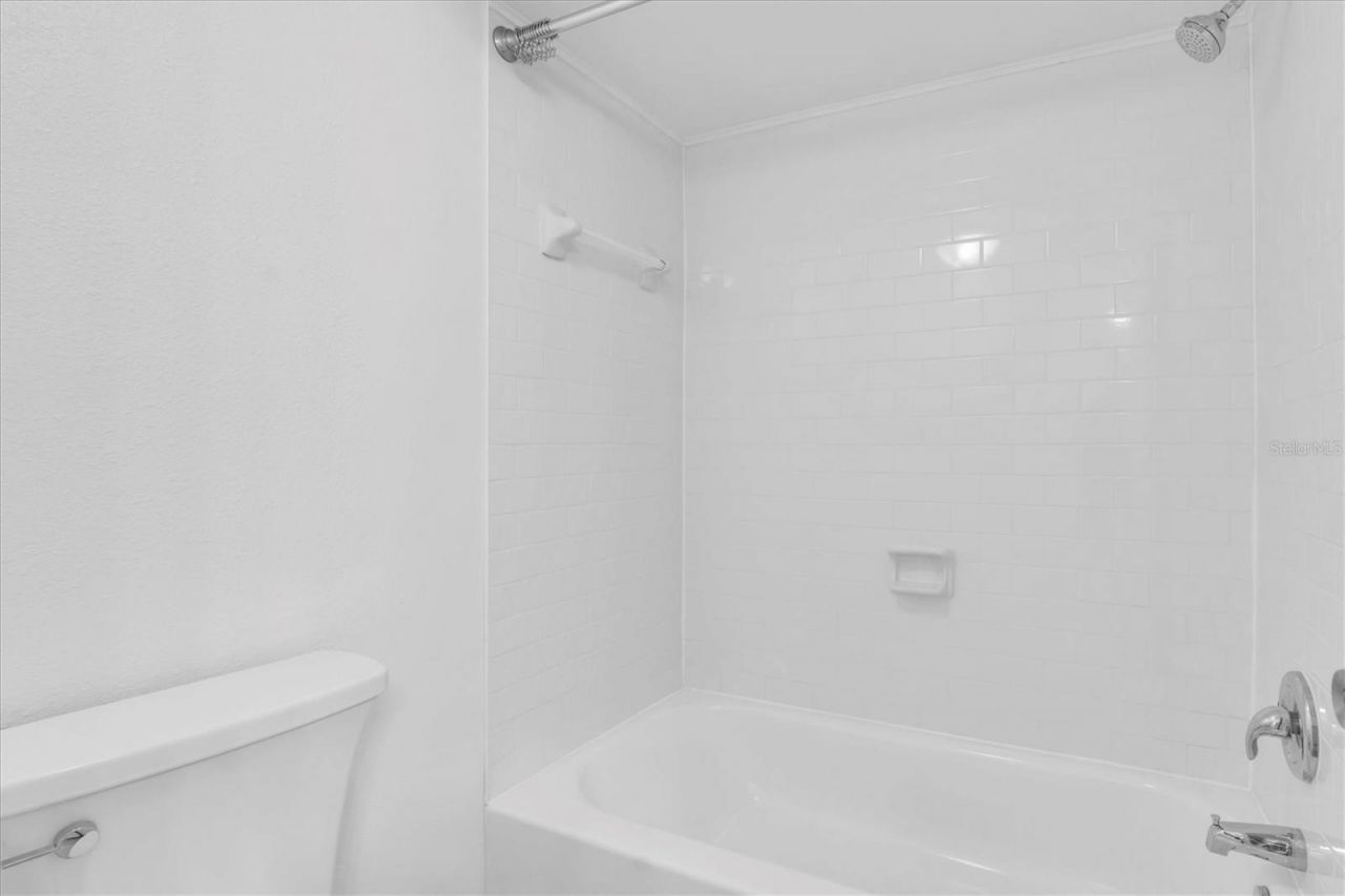 4902 38th Way S, Unit 109, Saint Petersburg, FL 33711 Photo