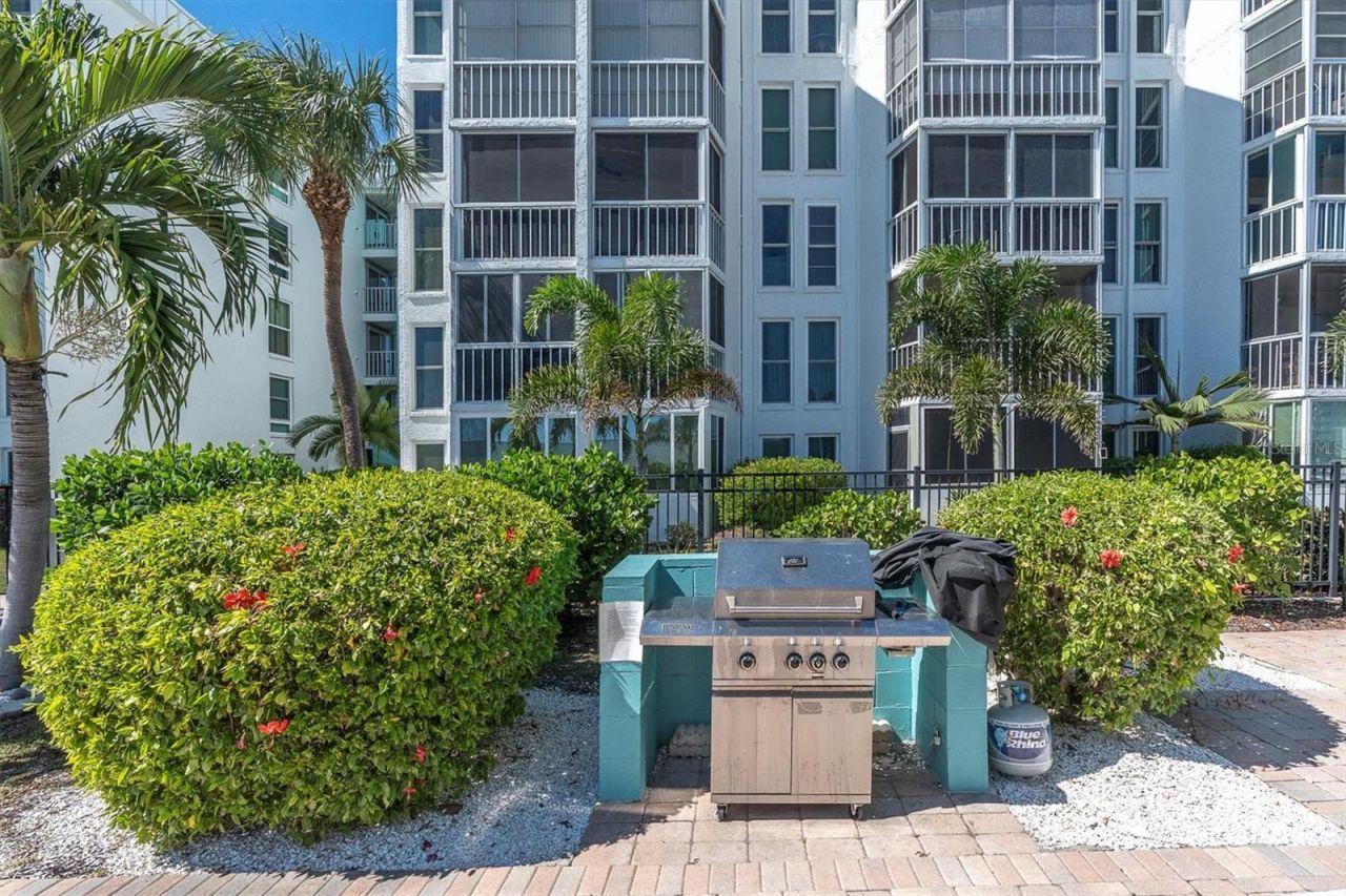 4902 38th Way S, Unit 109, Saint Petersburg, FL 33711 Photo