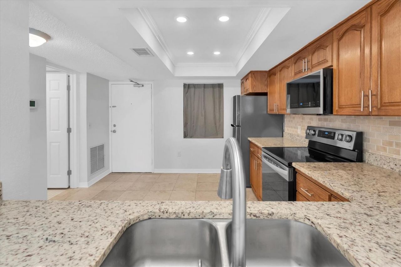 4902 38th Way S, Unit 109, Saint Petersburg, FL 33711 Photo