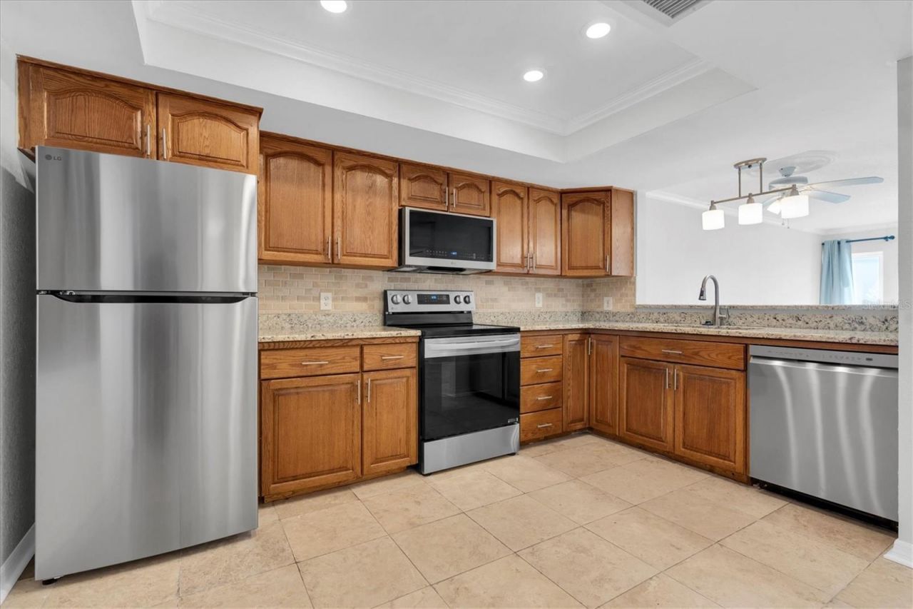 4902 38th Way S, Unit 109, Saint Petersburg, FL 33711 Photo