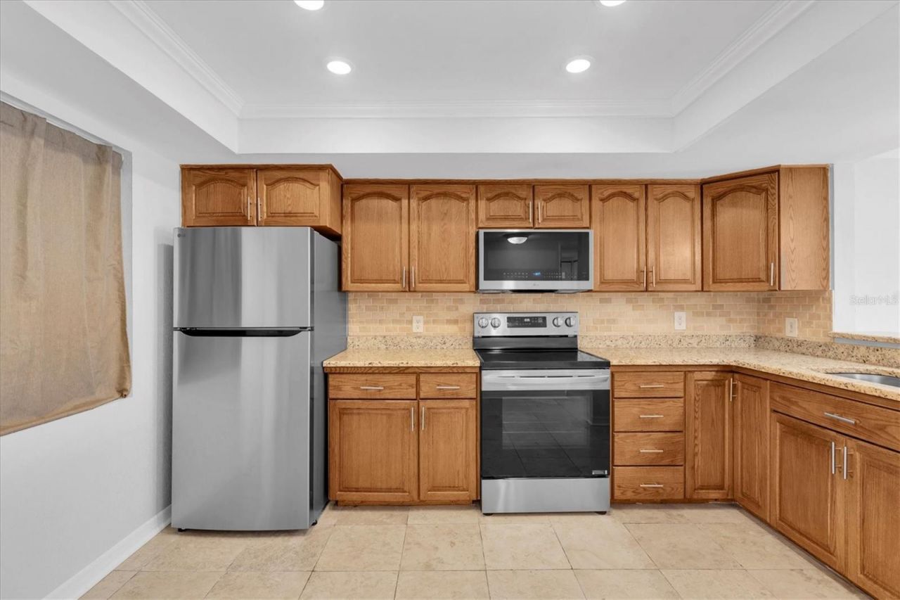 4902 38th Way S, Unit 109, Saint Petersburg, FL 33711 Photo