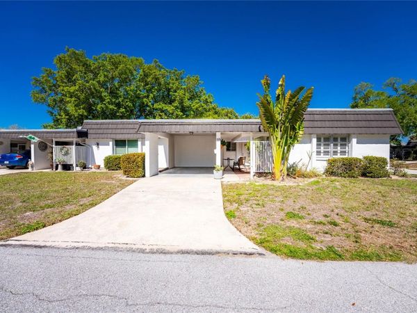 3972 OVERLOOK BEND , Unit 28, SARASOTA, FL 34232