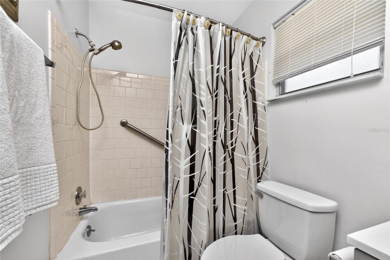 3972 Overlook Bend , Unit 28, Sarasota, FL 34232 Photo