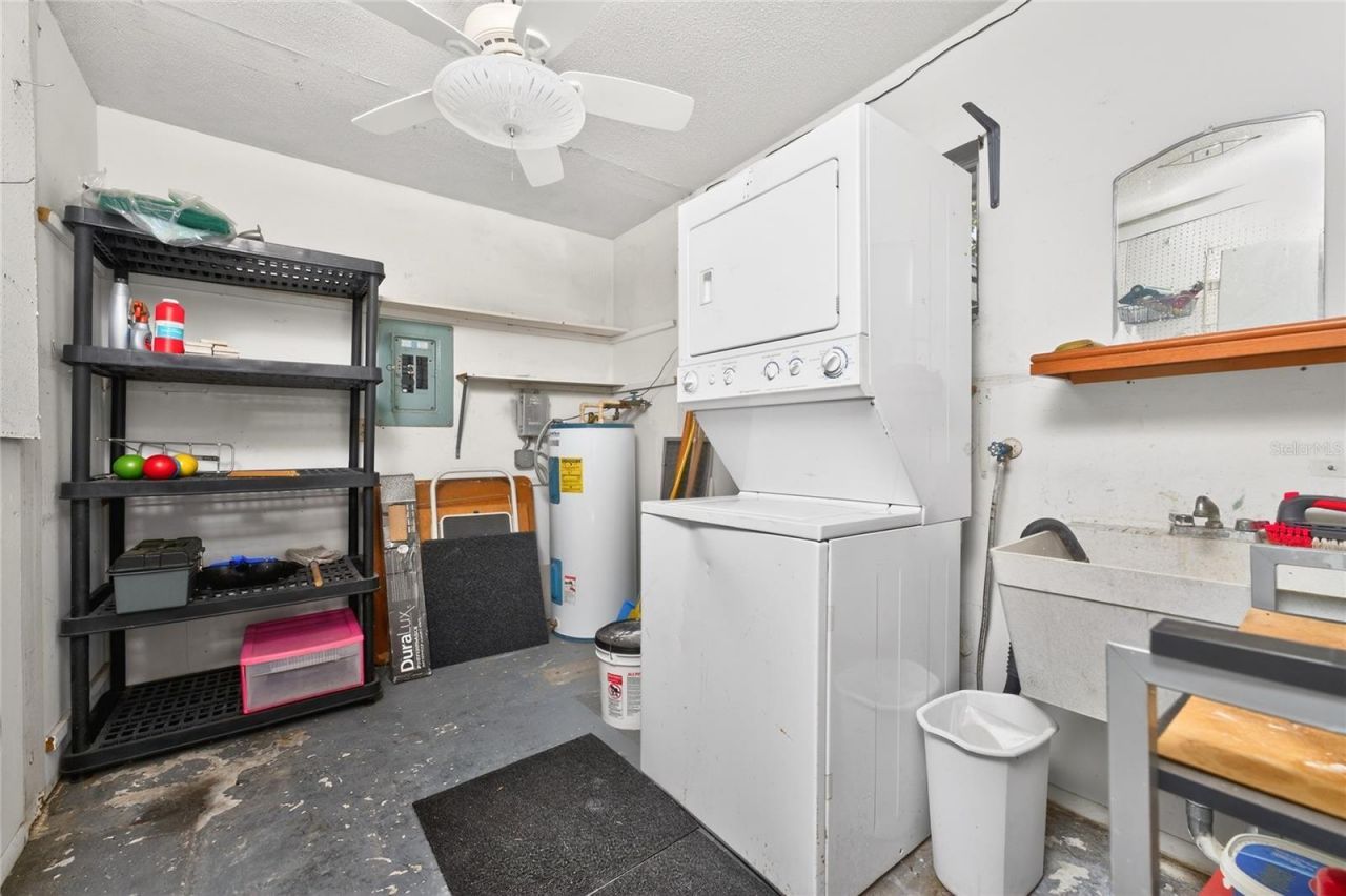 3972 Overlook Bend , Unit 28, Sarasota, FL 34232 Photo