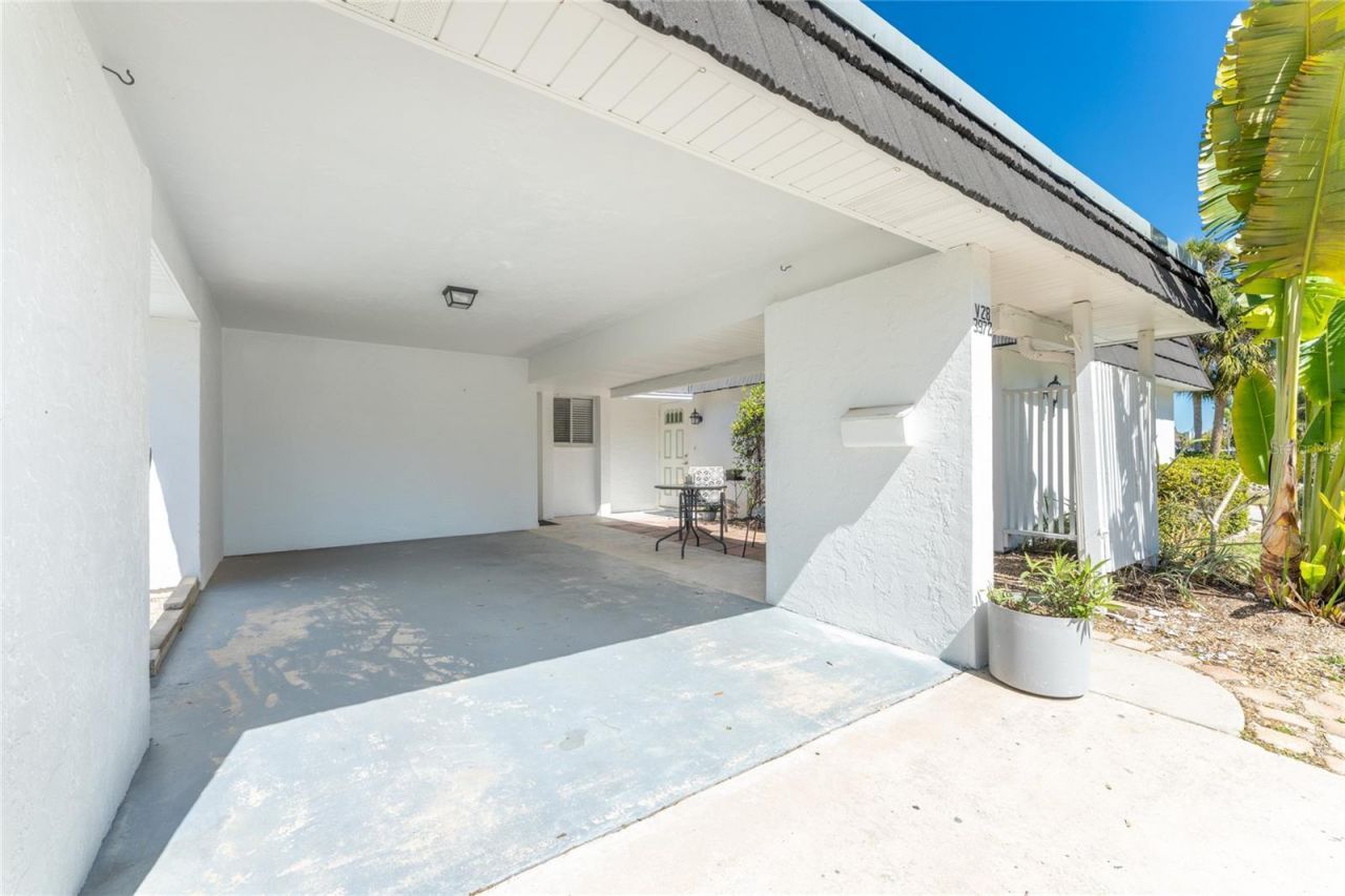 3972 Overlook Bend , Unit 28, Sarasota, FL 34232 Photo