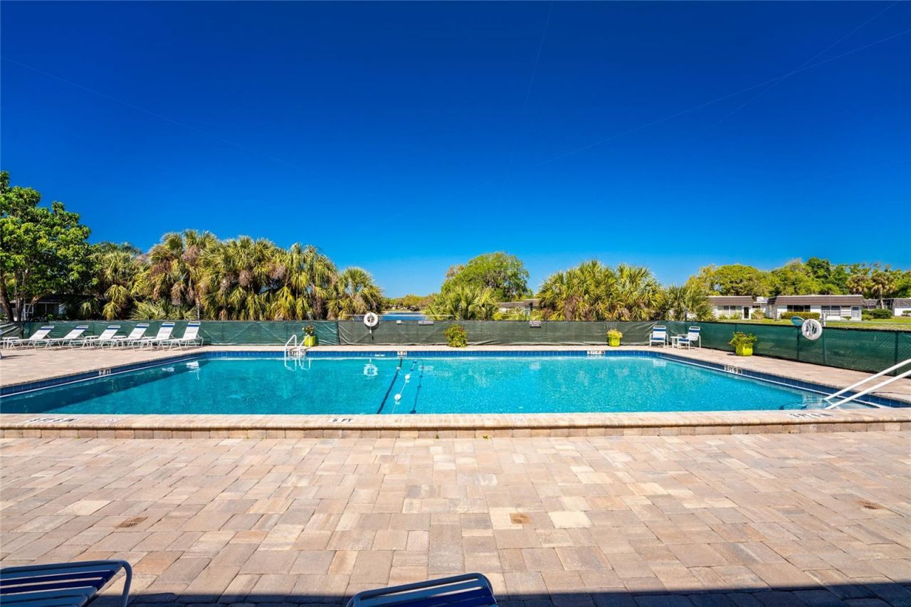 3972 Overlook Bend , Unit 28, Sarasota, FL 34232 Photo