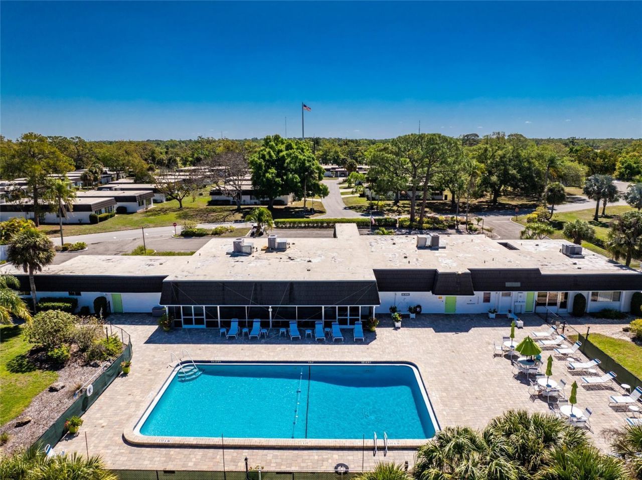 3972 Overlook Bend , Unit 28, Sarasota, FL 34232 Photo