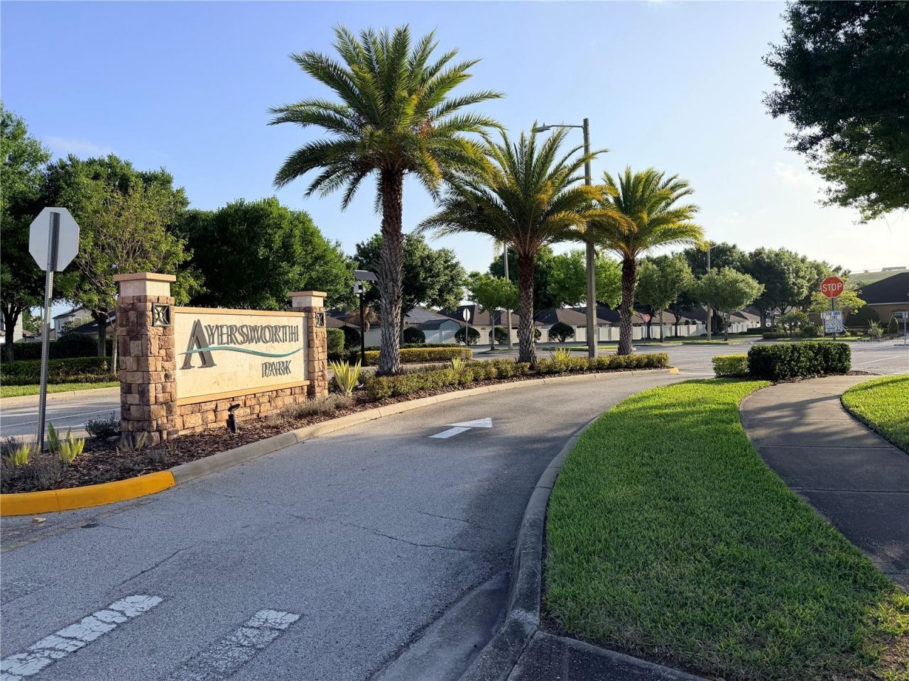 10931 Standing Stone Drive, Wimauma, FL 33598 Photo