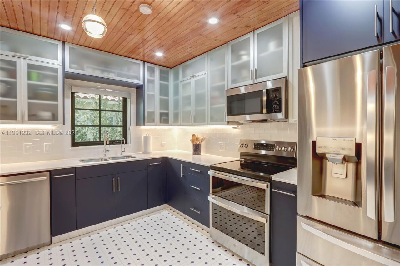 233 Velarde Ave. , Coral Gables, FL 33134 Photo