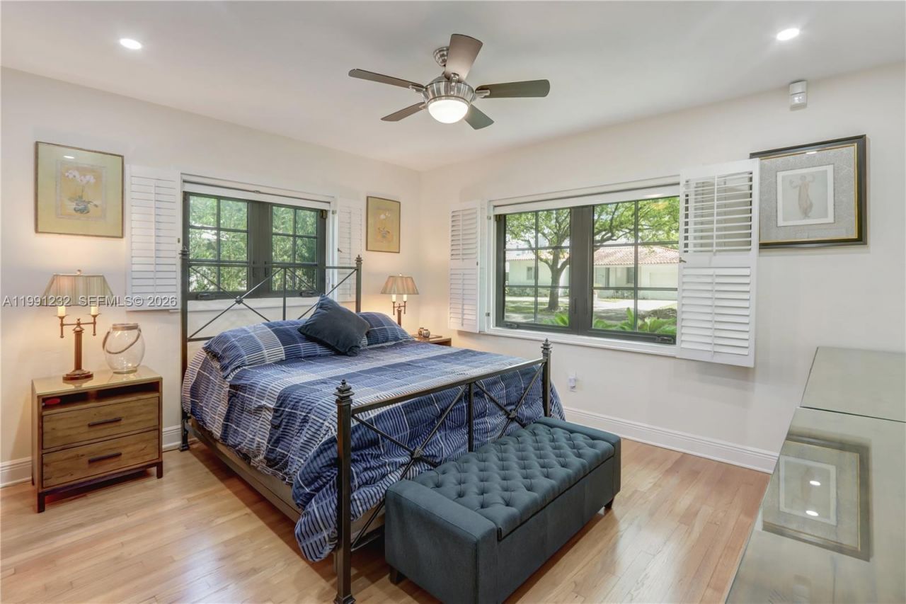 233 Velarde Ave. , Coral Gables, FL 33134 Photo