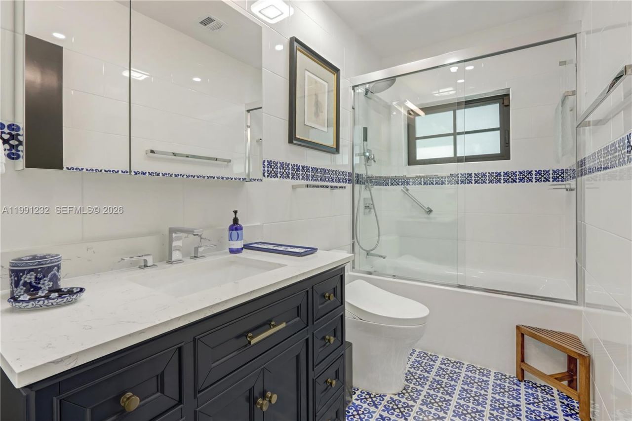 233 Velarde Ave. , Coral Gables, FL 33134 Photo