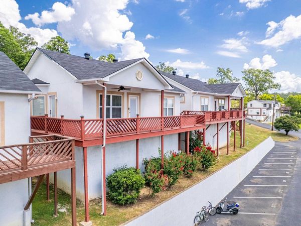208 Aberina Street, Hot Springs, AR 71913