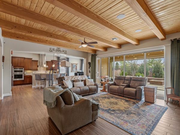 4687 Las Plazuelas , Santa Fe, NM 87507