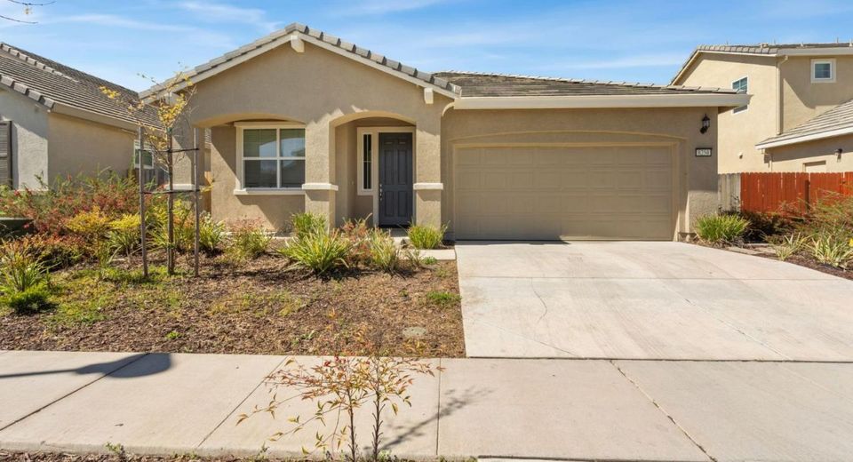 8250 Courage Dr, Sacramento, CA 95829 Photo