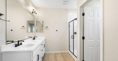 8250 Courage Dr, Sacramento, CA 95829 Photo