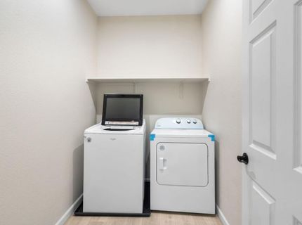 8250 Courage Dr, Sacramento, CA 95829 Photo