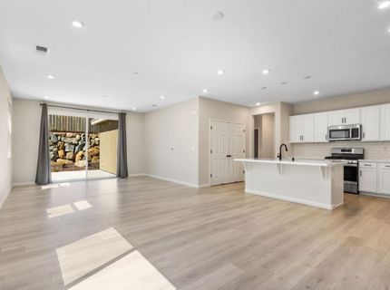 8250 Courage Dr, Sacramento, CA 95829 Photo