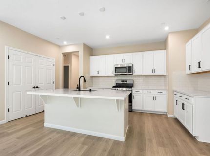 8250 Courage Dr, Sacramento, CA 95829 Photo