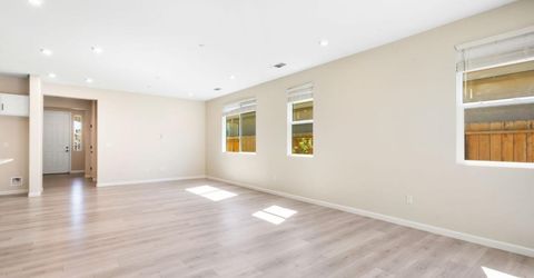 8250 Courage Dr, Sacramento, CA 95829 Photo