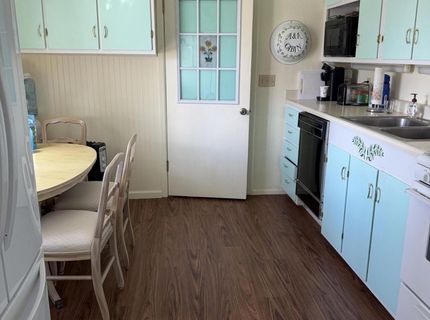 100 Larson Boulevard, Round Mountain, NV 89045 Photo
