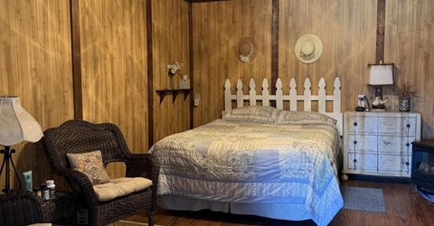 100 Larson Boulevard, Round Mountain, NV 89045 Photo