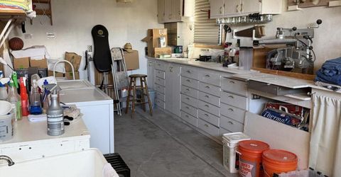 100 Larson Boulevard, Round Mountain, NV 89045 Photo