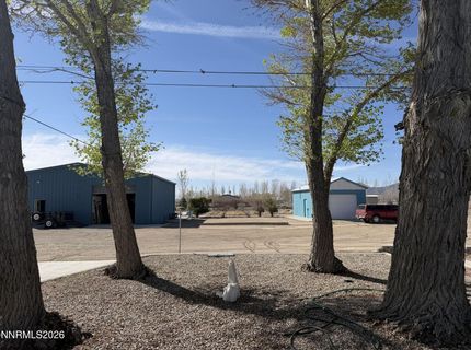 100 Larson Boulevard, Round Mountain, NV 89045 Photo