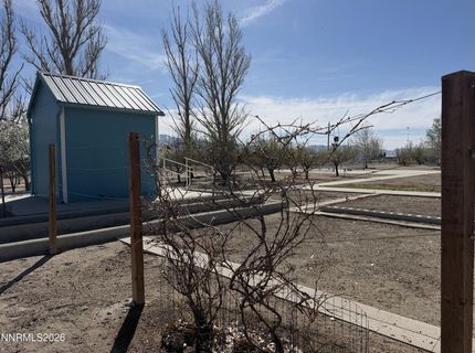 100 Larson Boulevard, Round Mountain, NV 89045 Photo