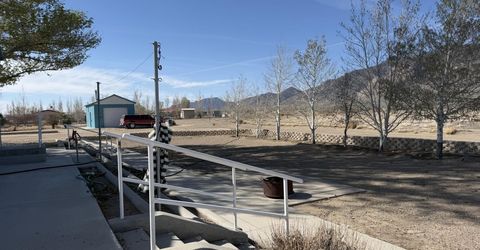 100 Larson Boulevard, Round Mountain, NV 89045 Photo