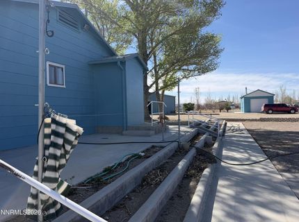 100 Larson Boulevard, Round Mountain, NV 89045 Photo
