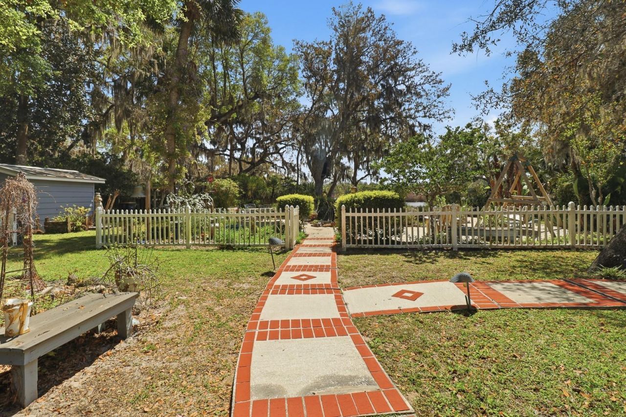 6491 Spruce Creek Road, Port Orange, FL 32127 Photo